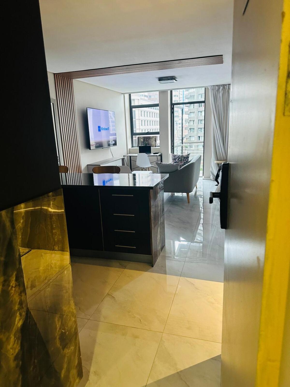 Six Fountains Private * Cape Town